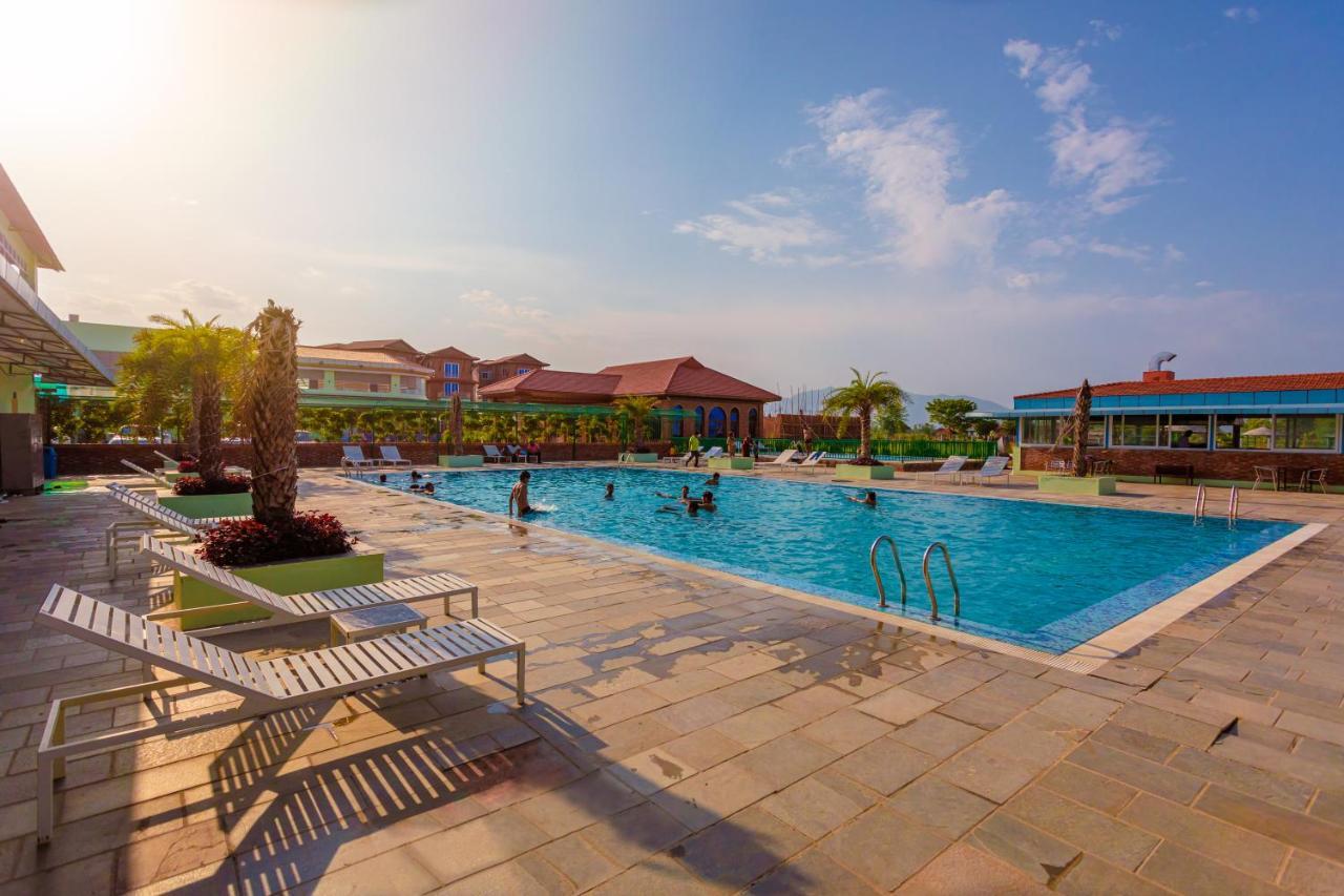 Lumbini Green Resort Bhagwanpur Exteriör bild