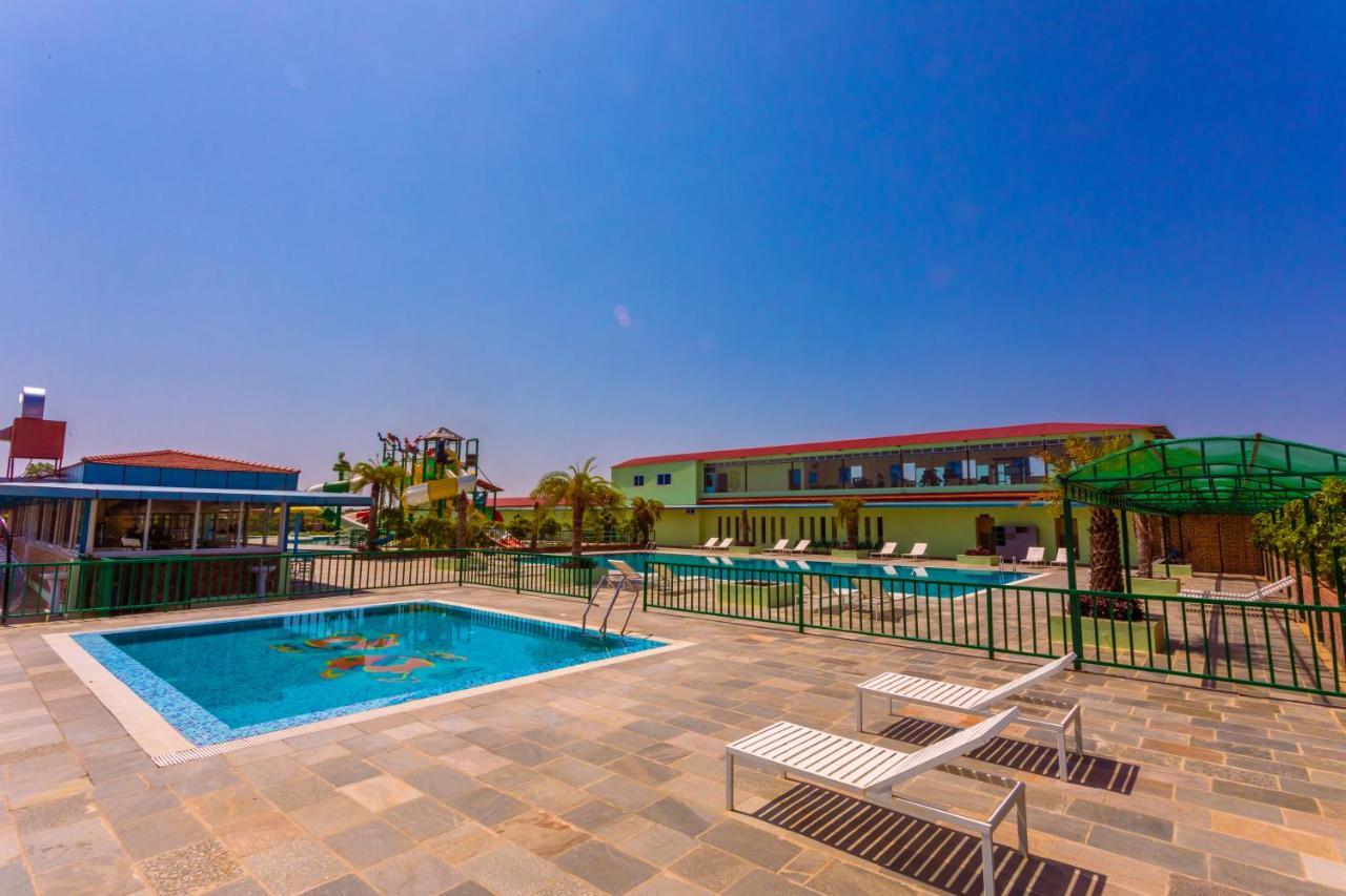 Lumbini Green Resort Bhagwanpur Exteriör bild