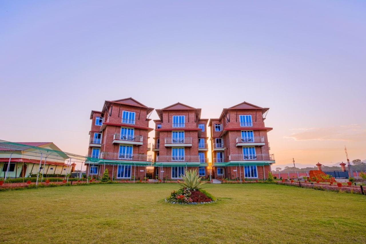 Lumbini Green Resort Bhagwanpur Exteriör bild